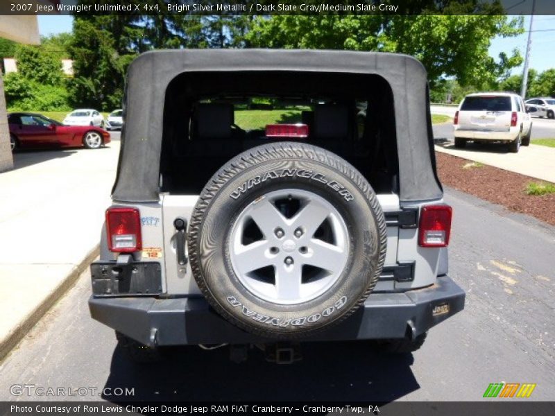 Bright Silver Metallic / Dark Slate Gray/Medium Slate Gray 2007 Jeep Wrangler Unlimited X 4x4