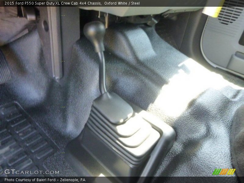 Oxford White / Steel 2015 Ford F550 Super Duty XL Crew Cab 4x4 Chassis