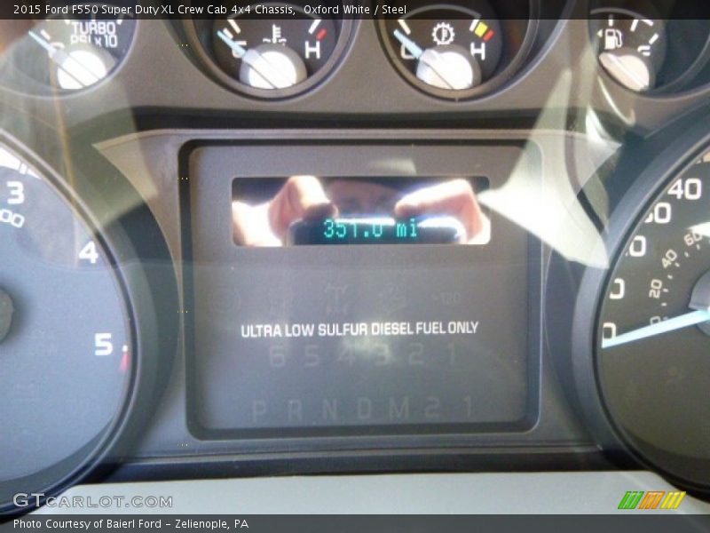 Oxford White / Steel 2015 Ford F550 Super Duty XL Crew Cab 4x4 Chassis