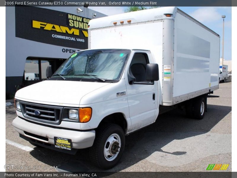 Oxford White / Medium Flint 2006 Ford E Series Cutaway E350 Commercial Moving Van