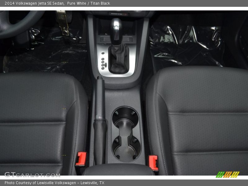 Pure White / Titan Black 2014 Volkswagen Jetta SE Sedan