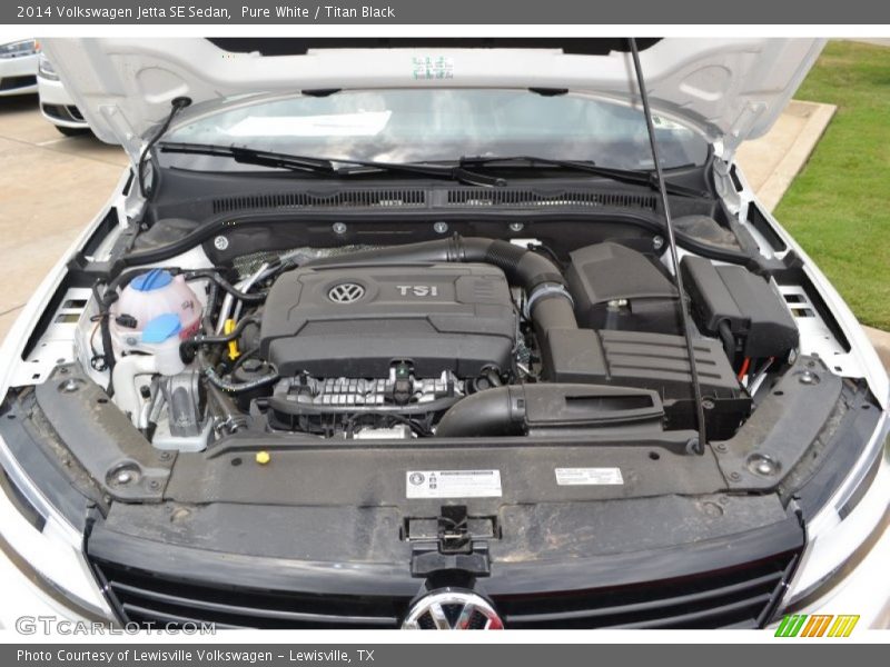 Pure White / Titan Black 2014 Volkswagen Jetta SE Sedan