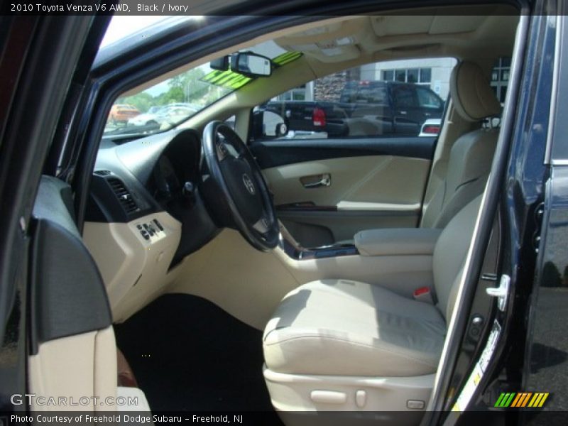 Black / Ivory 2010 Toyota Venza V6 AWD