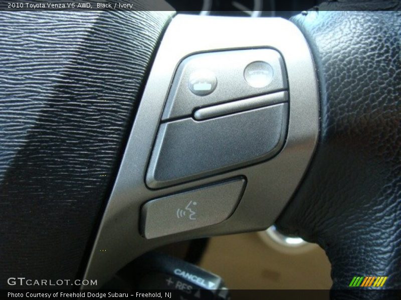 Black / Ivory 2010 Toyota Venza V6 AWD