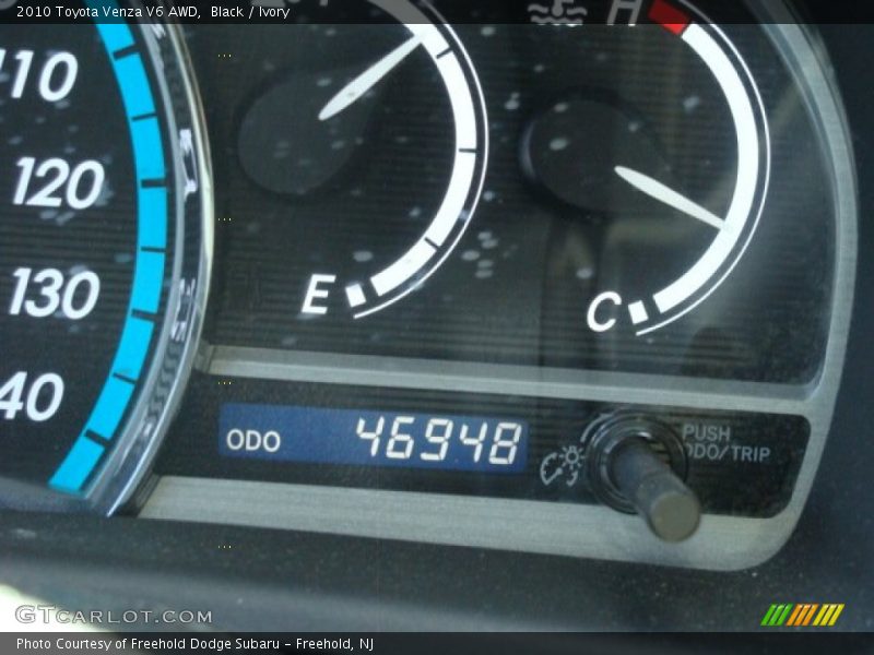 Black / Ivory 2010 Toyota Venza V6 AWD