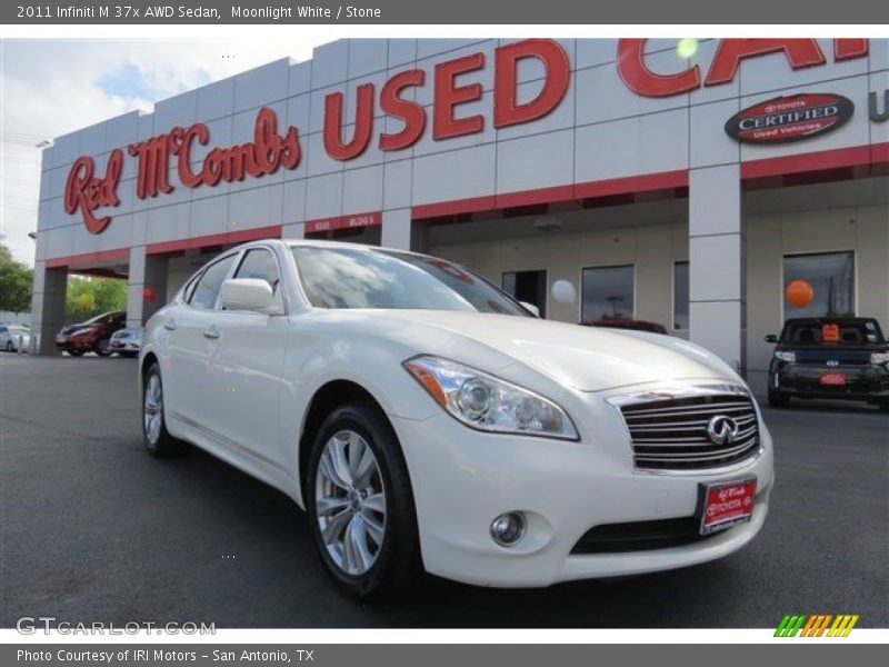 Moonlight White / Stone 2011 Infiniti M 37x AWD Sedan