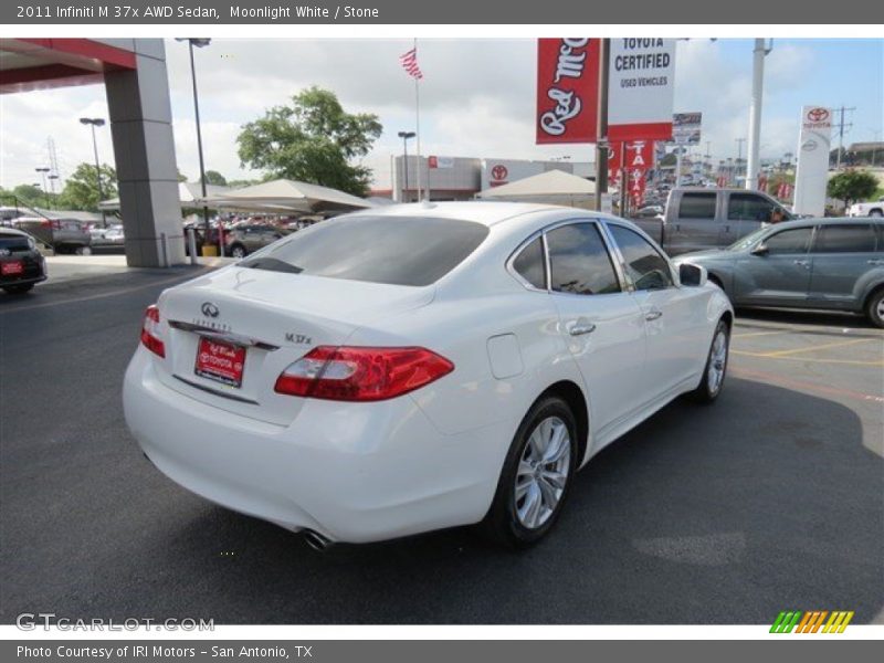 Moonlight White / Stone 2011 Infiniti M 37x AWD Sedan