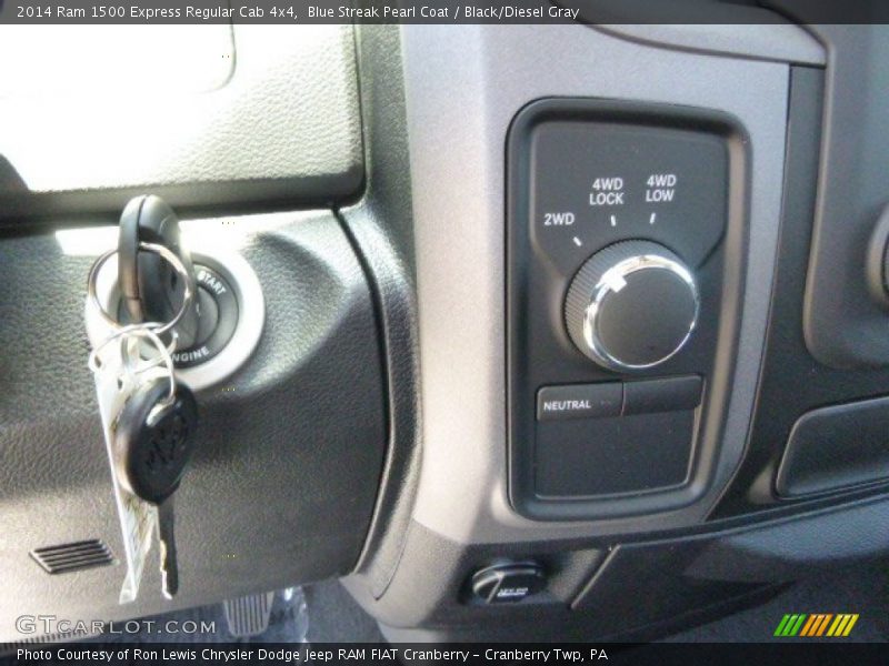 Blue Streak Pearl Coat / Black/Diesel Gray 2014 Ram 1500 Express Regular Cab 4x4