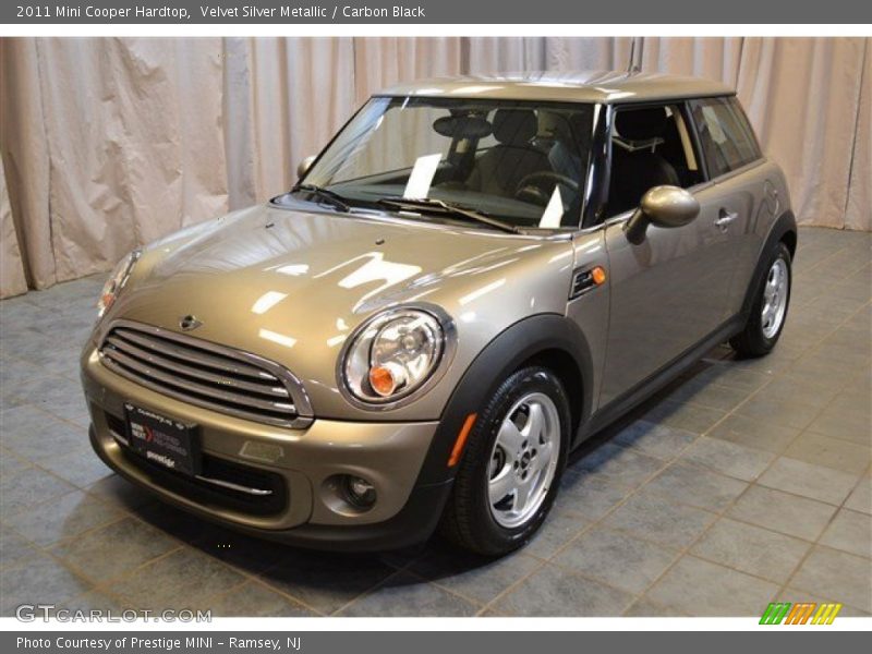 Velvet Silver Metallic / Carbon Black 2011 Mini Cooper Hardtop