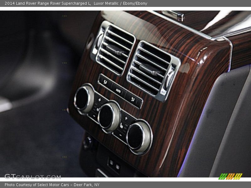 Controls of 2014 Range Rover Supercharged L