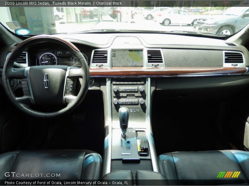 Tuxedo Black Metallic / Charcoal Black 2009 Lincoln MKS Sedan