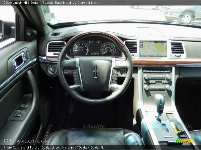 Tuxedo Black Metallic / Charcoal Black 2009 Lincoln MKS Sedan