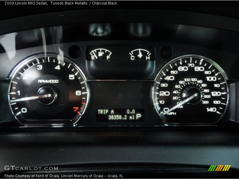 Tuxedo Black Metallic / Charcoal Black 2009 Lincoln MKS Sedan