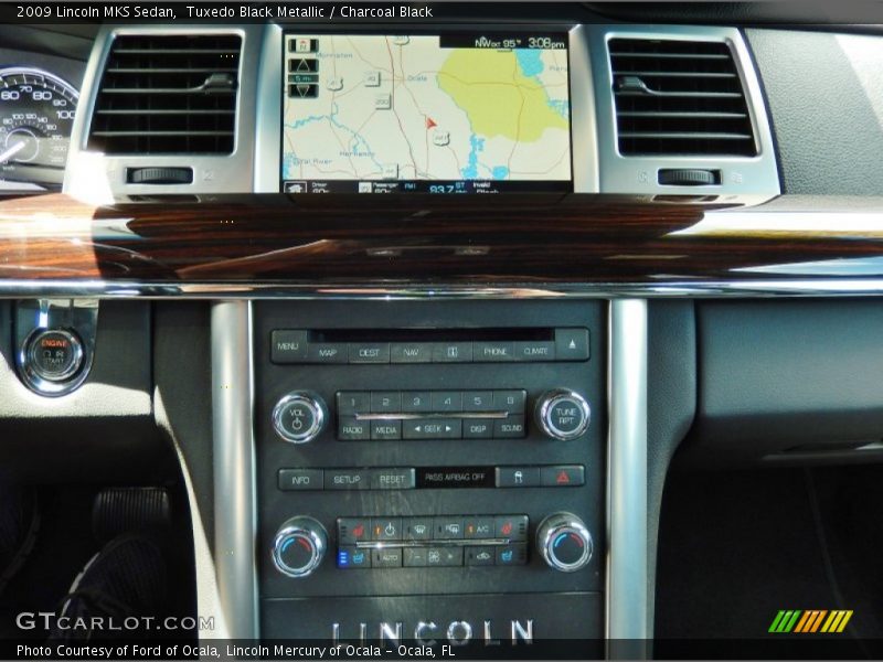 Tuxedo Black Metallic / Charcoal Black 2009 Lincoln MKS Sedan