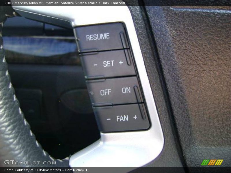 Satellite Silver Metallic / Dark Charcoal 2007 Mercury Milan V6 Premier