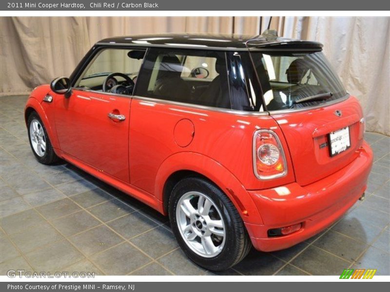 Chili Red / Carbon Black 2011 Mini Cooper Hardtop