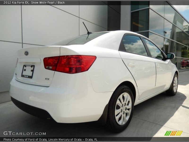 Snow White Pearl / Black 2012 Kia Forte EX