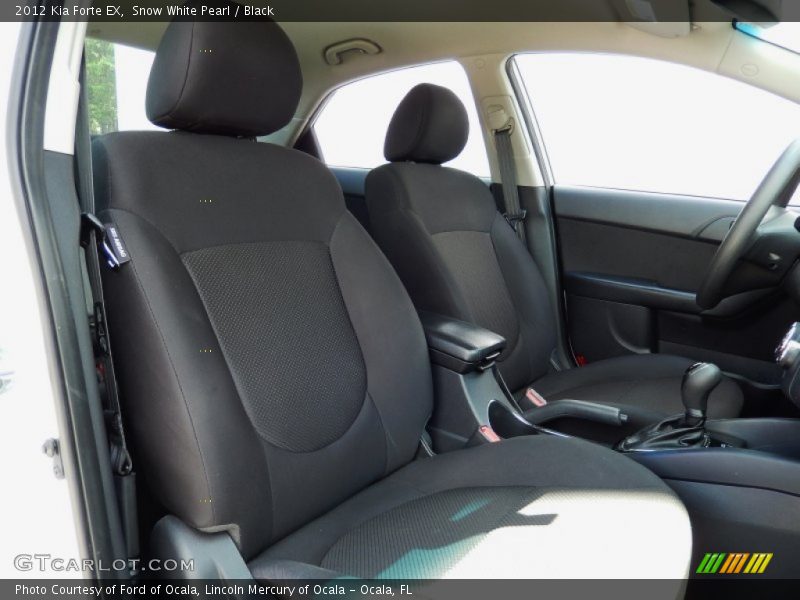 Snow White Pearl / Black 2012 Kia Forte EX