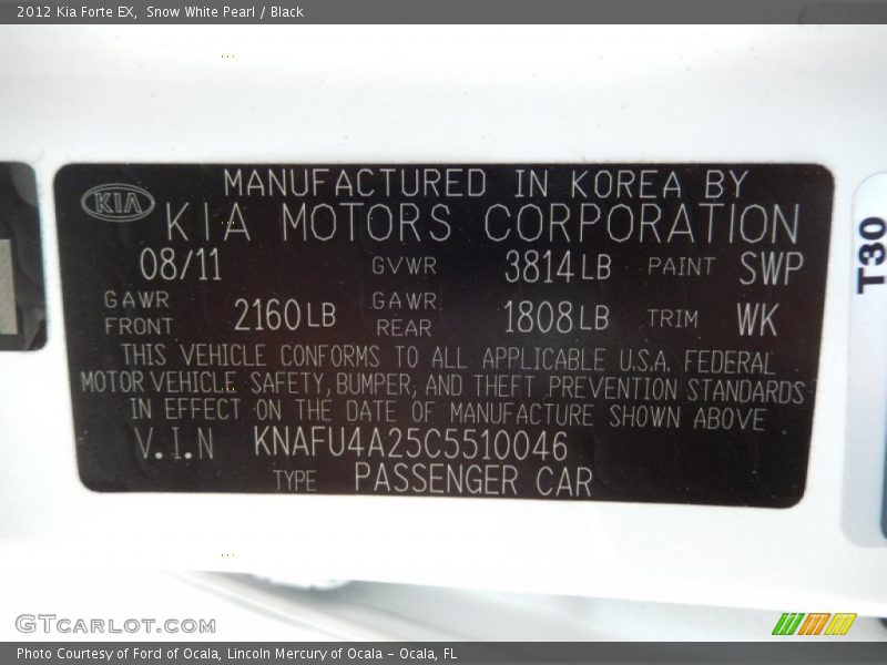 Snow White Pearl / Black 2012 Kia Forte EX