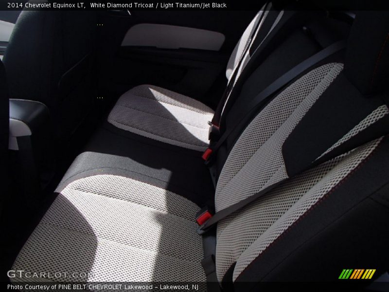 White Diamond Tricoat / Light Titanium/Jet Black 2014 Chevrolet Equinox LT