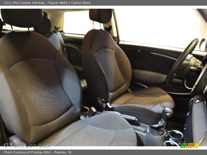 Pepper White / Carbon Black 2011 Mini Cooper Hardtop