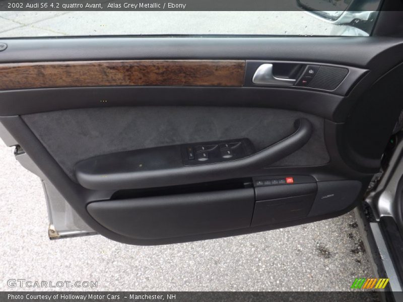 Door Panel of 2002 S6 4.2 quattro Avant