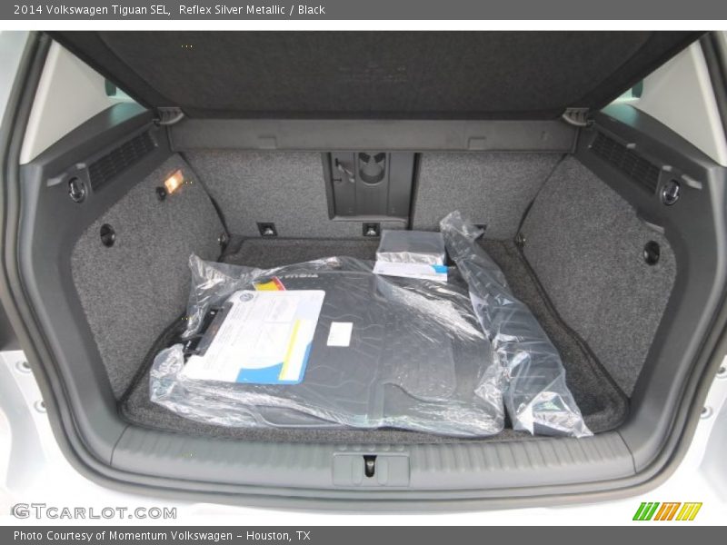 Reflex Silver Metallic / Black 2014 Volkswagen Tiguan SEL