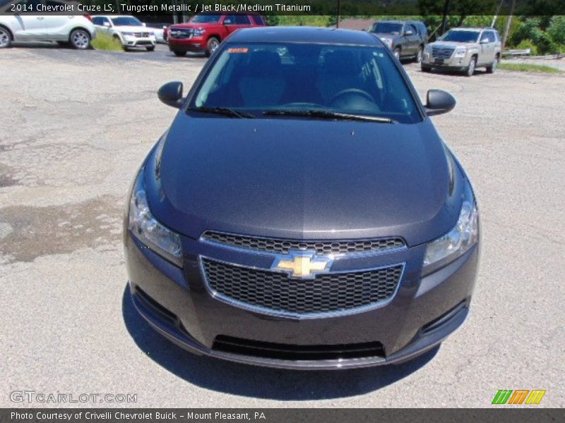 Tungsten Metallic / Jet Black/Medium Titanium 2014 Chevrolet Cruze LS