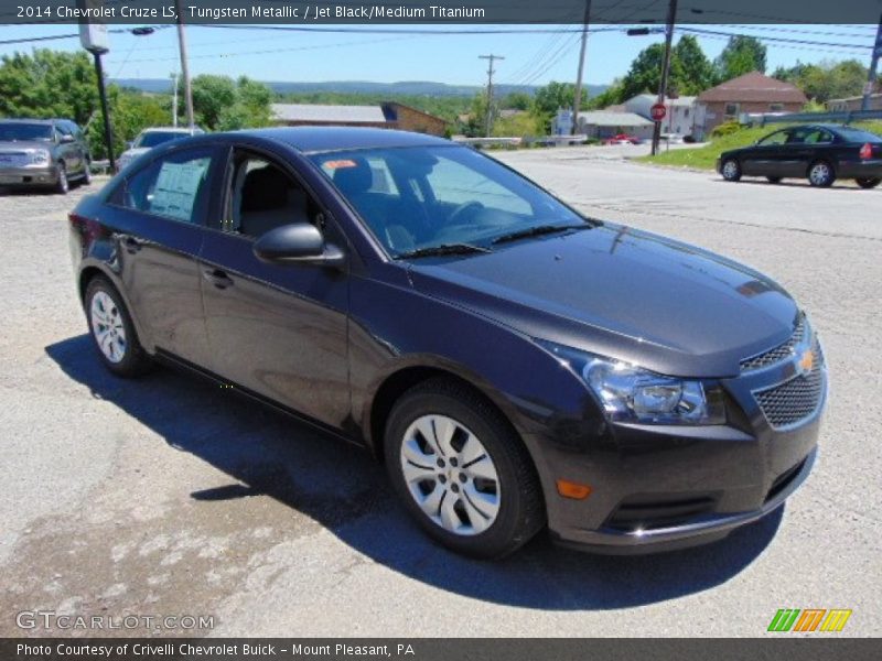 Tungsten Metallic / Jet Black/Medium Titanium 2014 Chevrolet Cruze LS