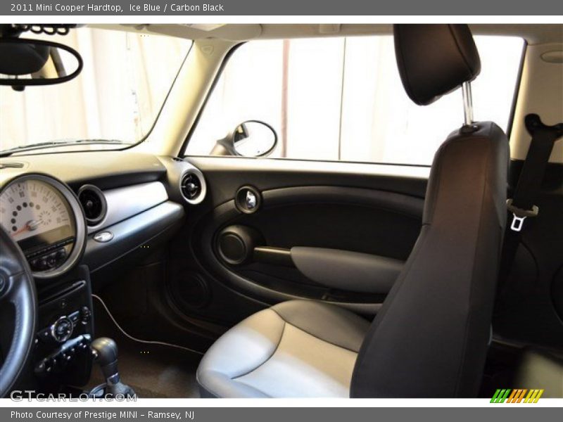 Ice Blue / Carbon Black 2011 Mini Cooper Hardtop