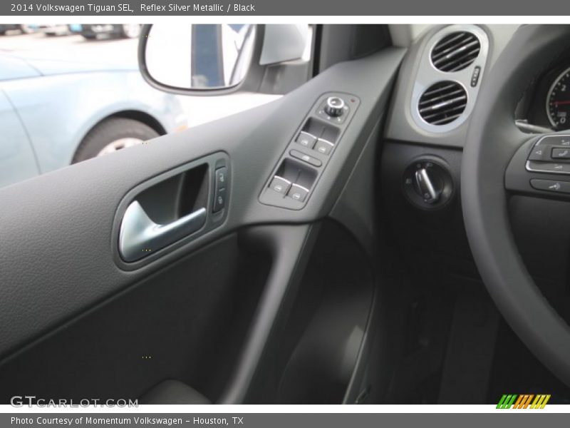 Reflex Silver Metallic / Black 2014 Volkswagen Tiguan SEL
