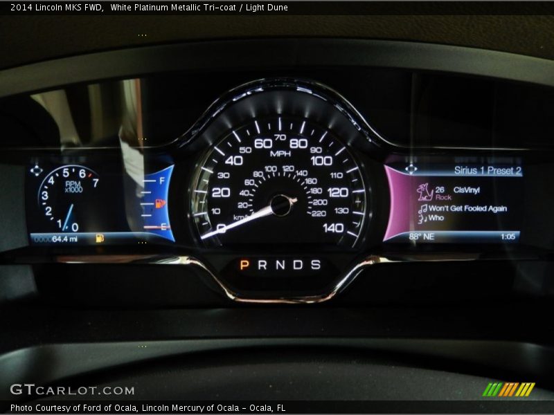 White Platinum Metallic Tri-coat / Light Dune 2014 Lincoln MKS FWD
