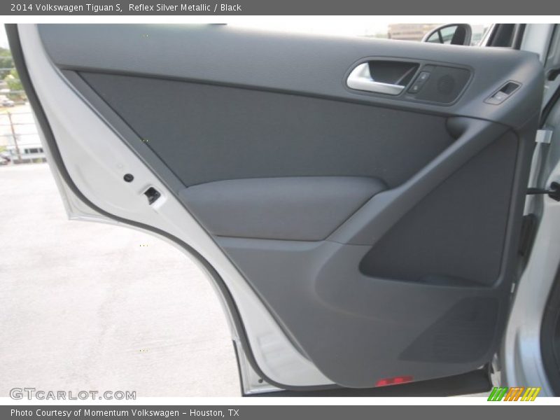 Reflex Silver Metallic / Black 2014 Volkswagen Tiguan S