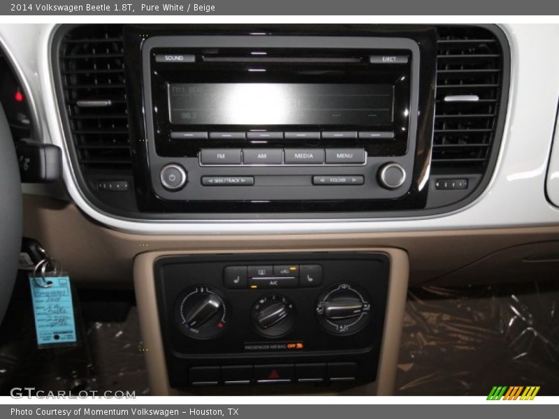 Pure White / Beige 2014 Volkswagen Beetle 1.8T