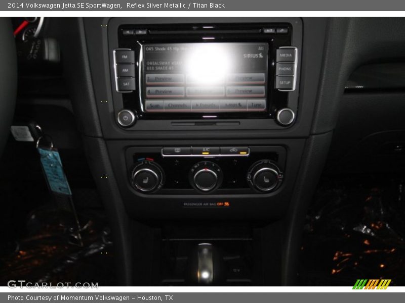 Reflex Silver Metallic / Titan Black 2014 Volkswagen Jetta SE SportWagen