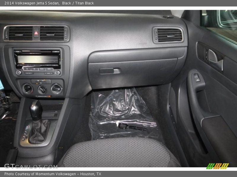Black / Titan Black 2014 Volkswagen Jetta S Sedan