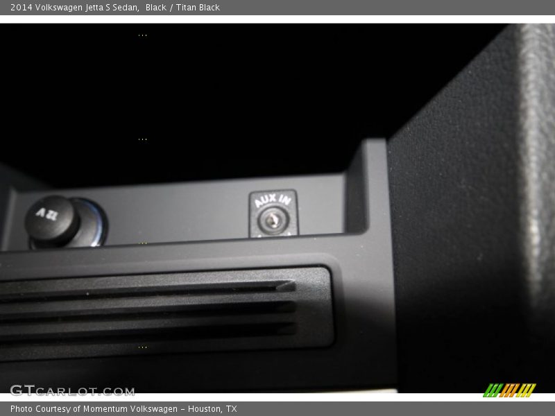 Black / Titan Black 2014 Volkswagen Jetta S Sedan
