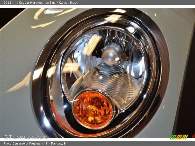 Ice Blue / Carbon Black 2013 Mini Cooper Hardtop