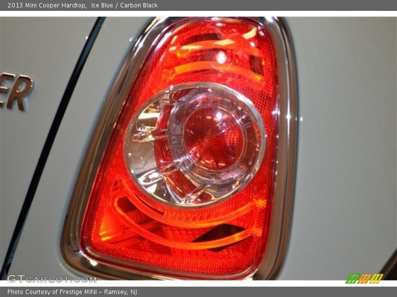 Ice Blue / Carbon Black 2013 Mini Cooper Hardtop