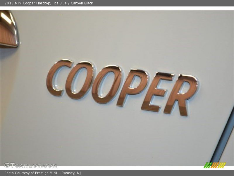 Ice Blue / Carbon Black 2013 Mini Cooper Hardtop