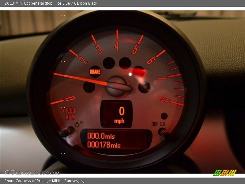 Ice Blue / Carbon Black 2013 Mini Cooper Hardtop
