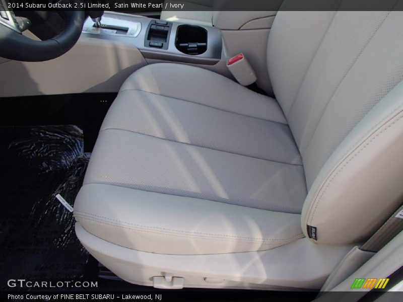 Satin White Pearl / Ivory 2014 Subaru Outback 2.5i Limited
