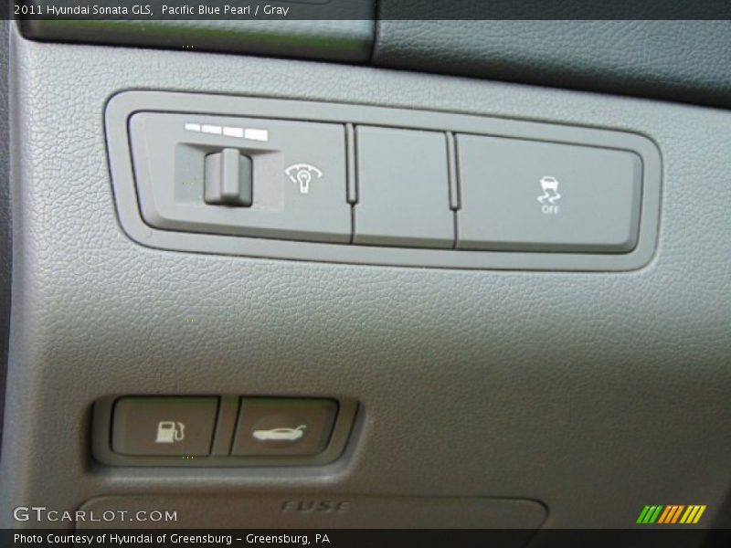 Pacific Blue Pearl / Gray 2011 Hyundai Sonata GLS