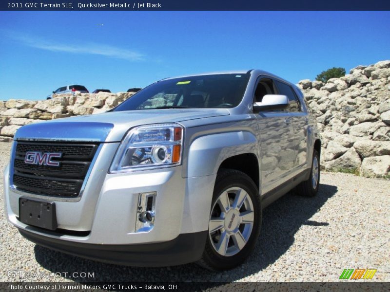 Quicksilver Metallic / Jet Black 2011 GMC Terrain SLE