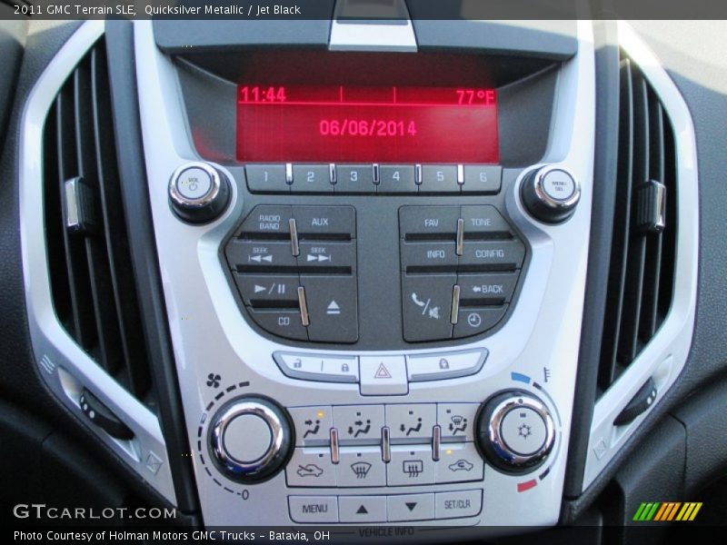 Quicksilver Metallic / Jet Black 2011 GMC Terrain SLE