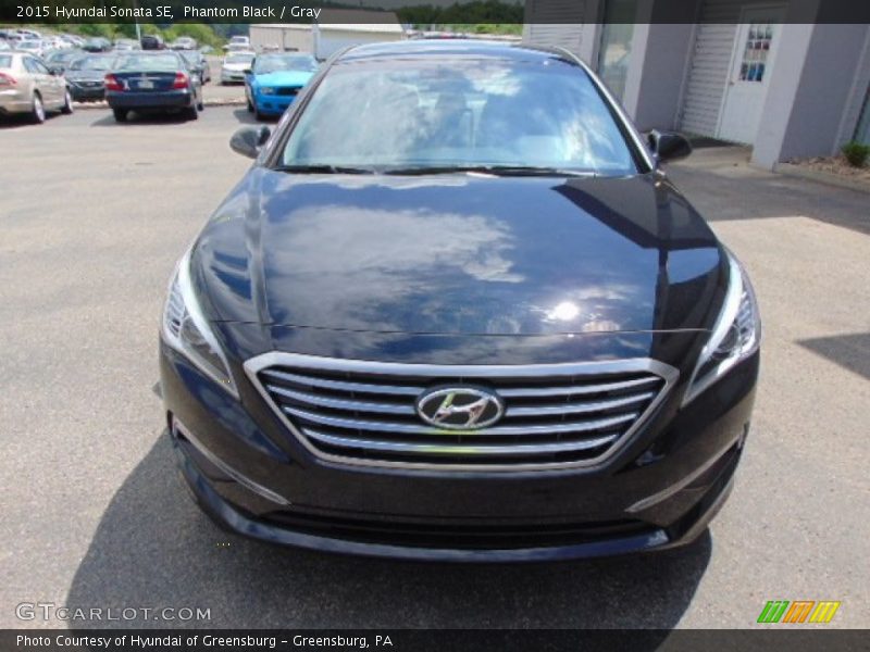 Phantom Black / Gray 2015 Hyundai Sonata SE