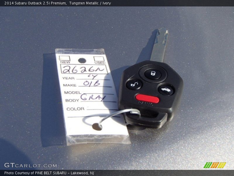 Tungsten Metallic / Ivory 2014 Subaru Outback 2.5i Premium