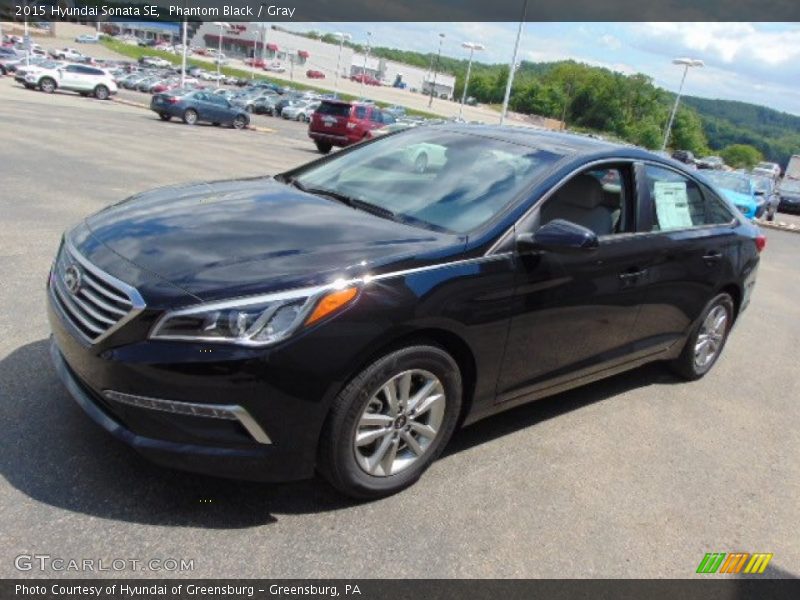 Phantom Black / Gray 2015 Hyundai Sonata SE