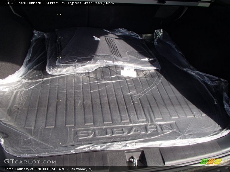 Cypress Green Pearl / Ivory 2014 Subaru Outback 2.5i Premium