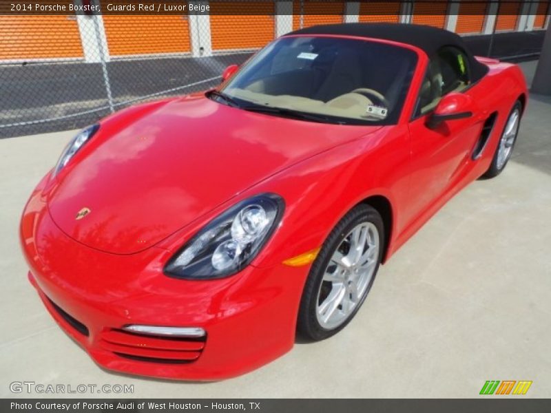 Front 3/4 View of 2014 Boxster 